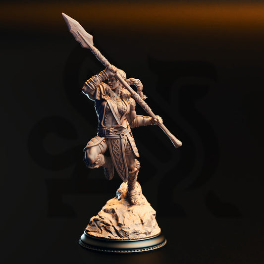 Illyria Spineshatter – Half-Dragon Barbarian